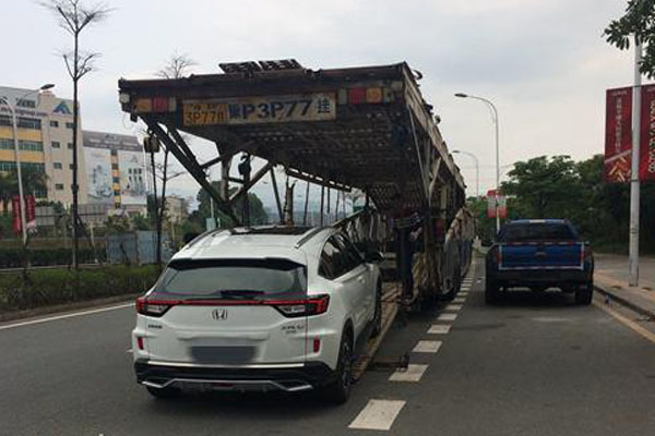 汽車托運(yùn)費(fèi)用,托運(yùn)轎車收費(fèi)